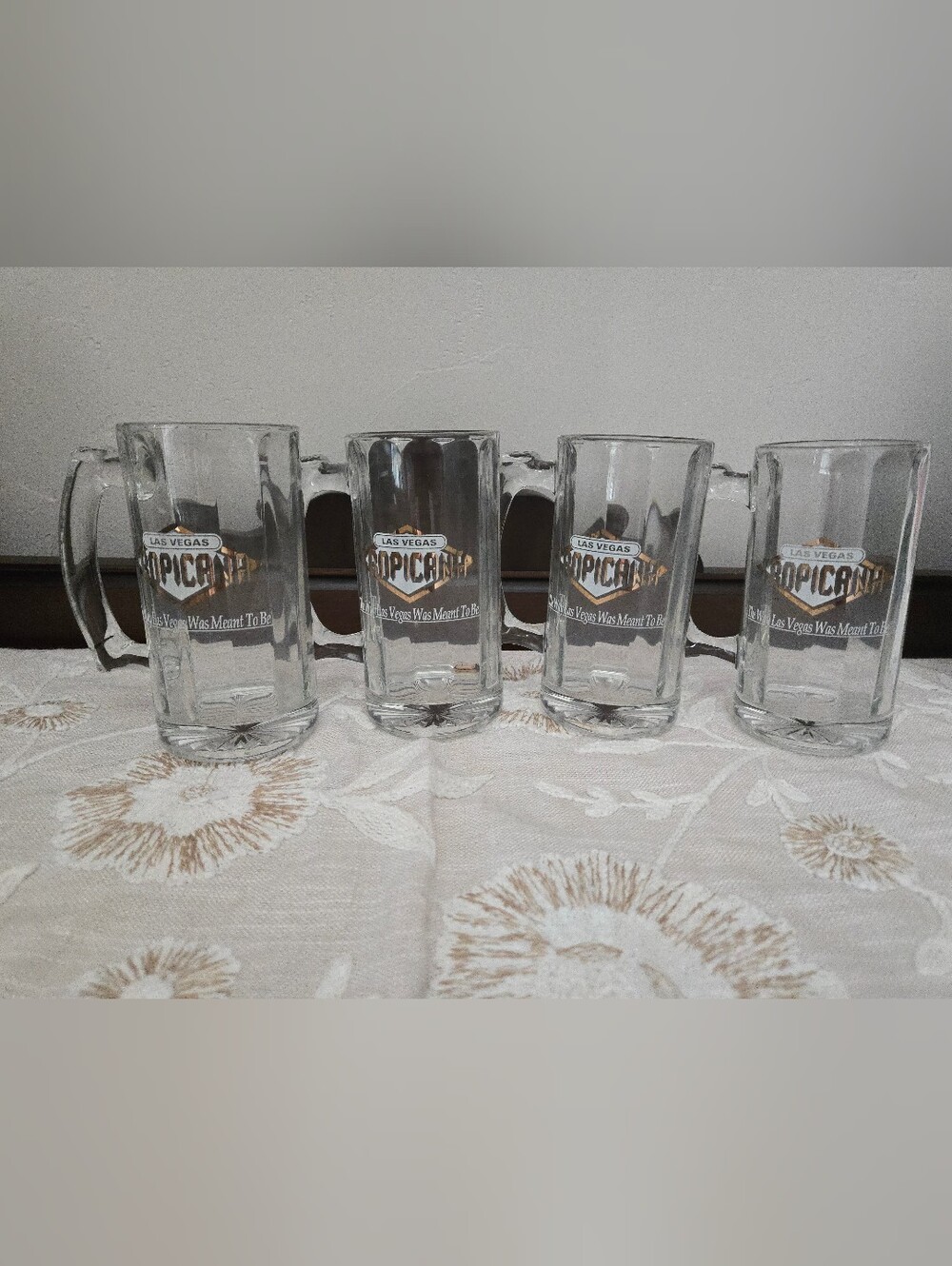 Set Of 4 Vintage Las Vegas The Tropicana Club l Beer Glass Mug With Logo